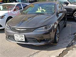 Chrysler 200